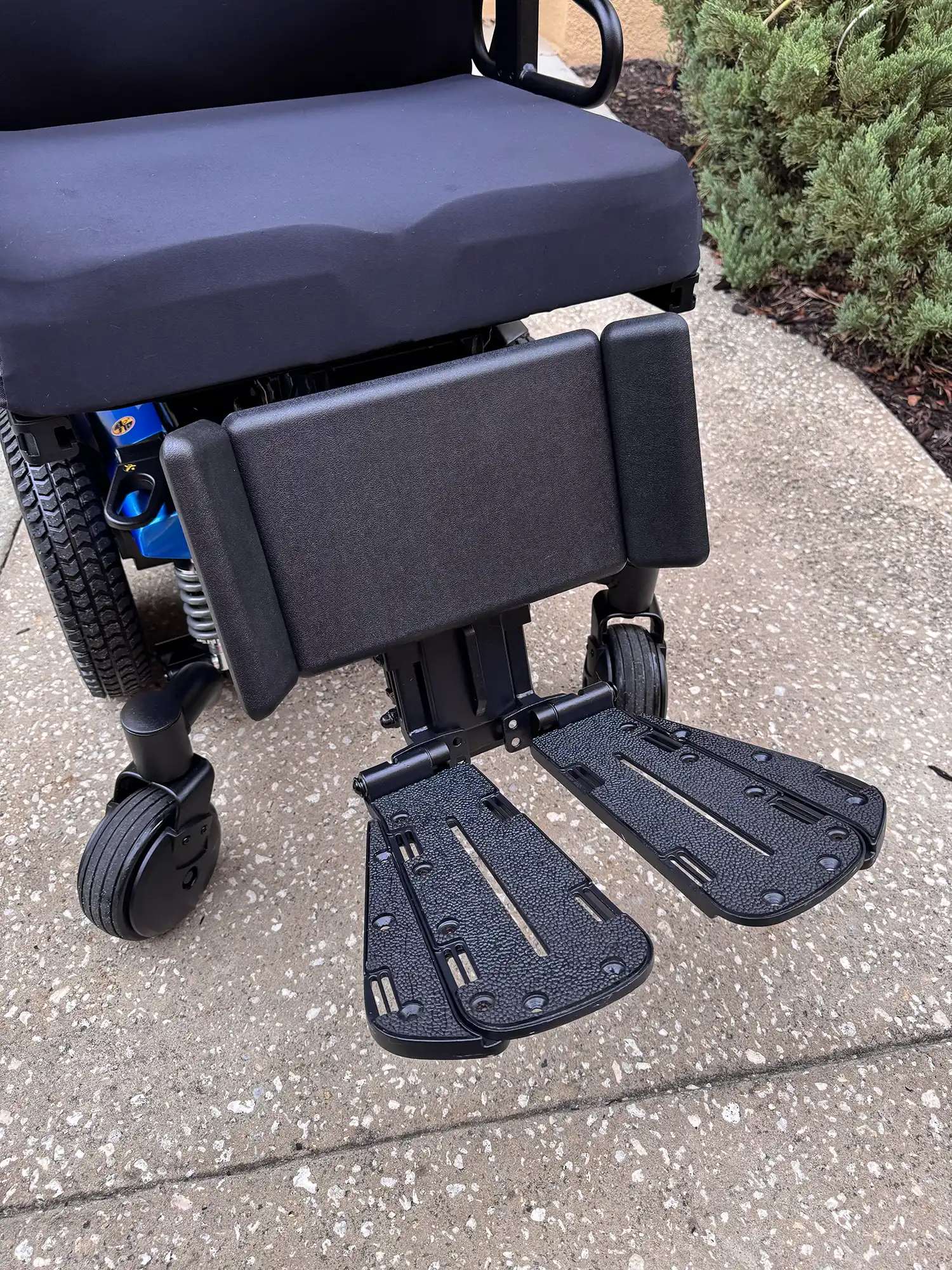 Wheelchair Quantum J4 Footrest