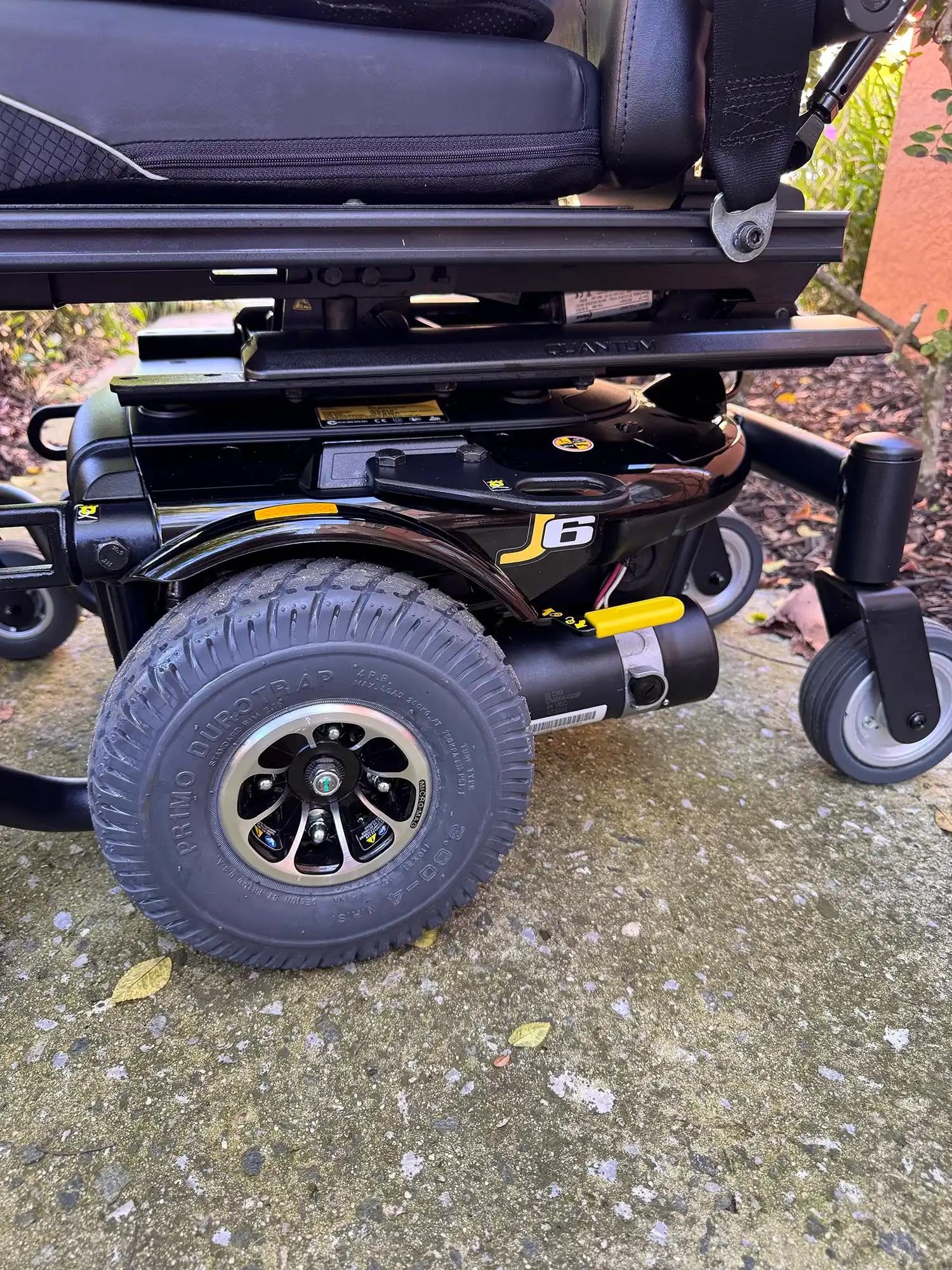 Quantum J6 16