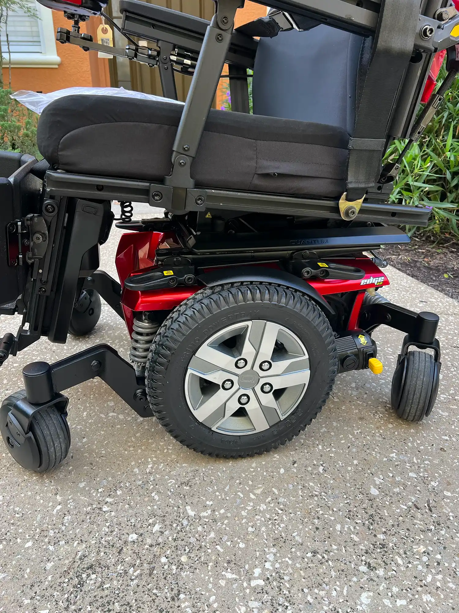 Quantum Q6 Edge 2.0 Wheels