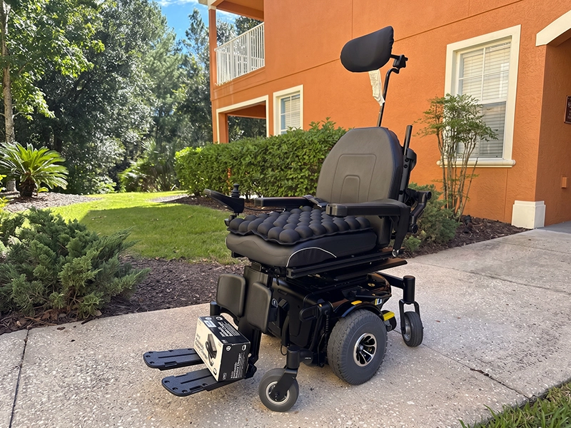 Wheelchair Quantum J6